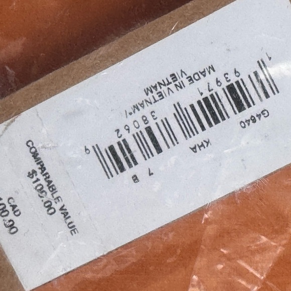 Coach Khaki and White Fur Slippers Brand New - Picture 4 of 11